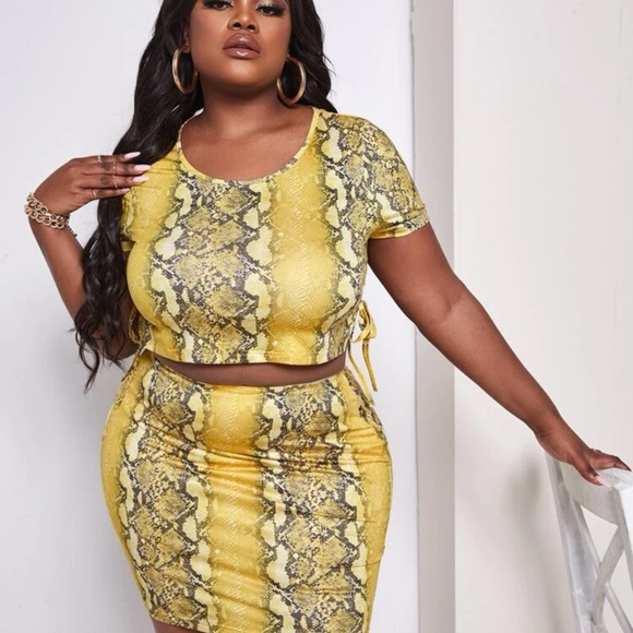 SXY Plus Snakeskin Print Tie Side Tee 0XL 12 - Picture 2 of 5